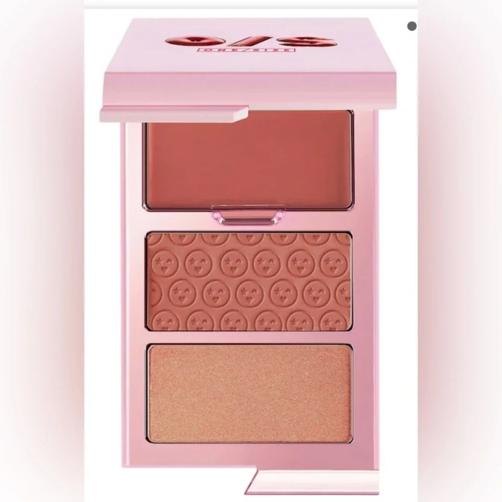 ONE/SIZE by Patrick Starrr Cheek Clapper 3D Blush Trio Palette
